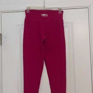 Booty by Brabants Fuchsia Textured Leggings
